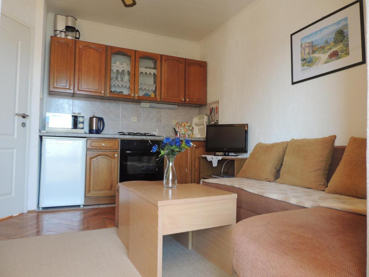 Apartman Husic Pag Town Bagian luar foto