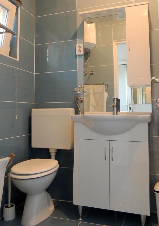 Apartman Husic Pag Town Bagian luar foto