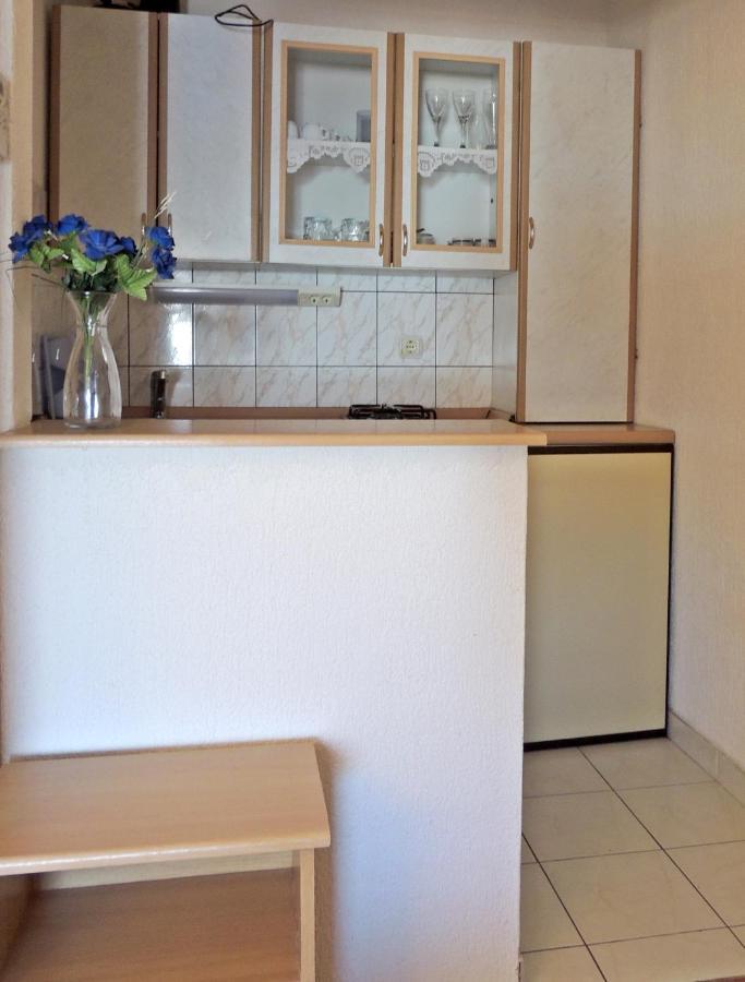 Apartman Husic Pag Town Bagian luar foto