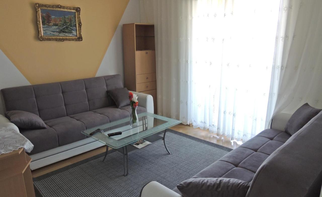 Apartman Husic Pag Town Bagian luar foto