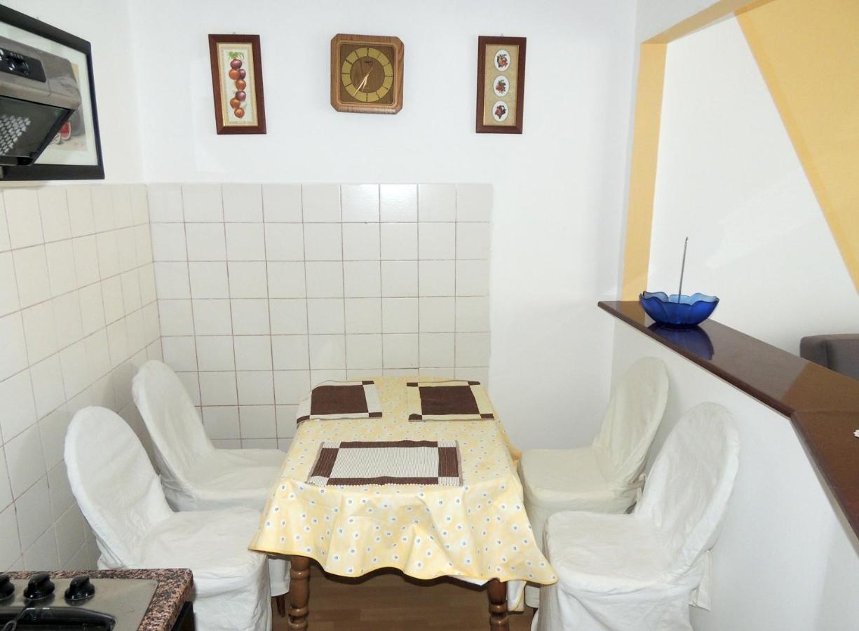 Apartman Husic Pag Town Bagian luar foto