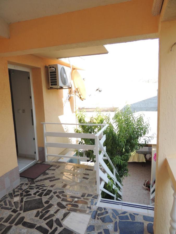 Apartman Husic Pag Town Bagian luar foto