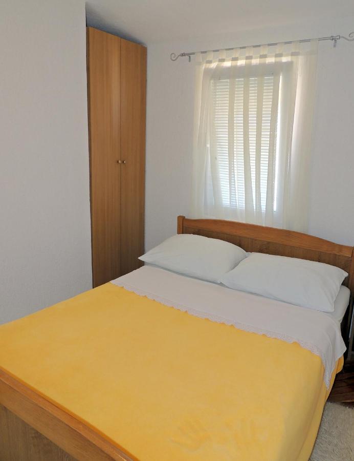Apartman Husic Pag Town Bagian luar foto